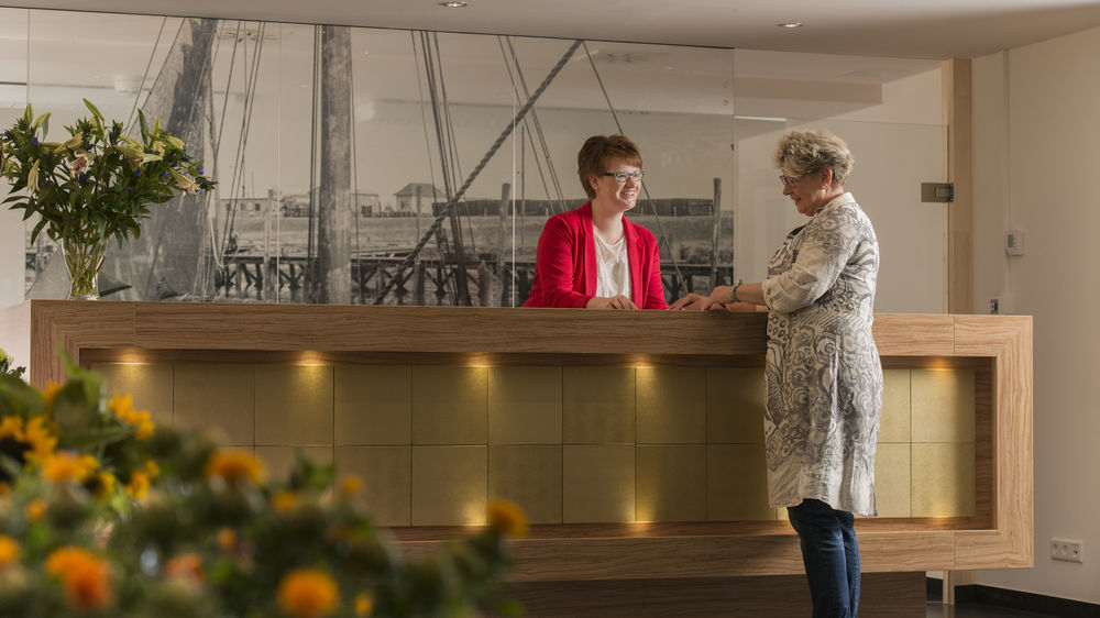 Hotel Hafen Buesum Bagian luar foto